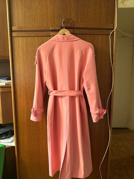 Продам тренч за 16 000 тенге