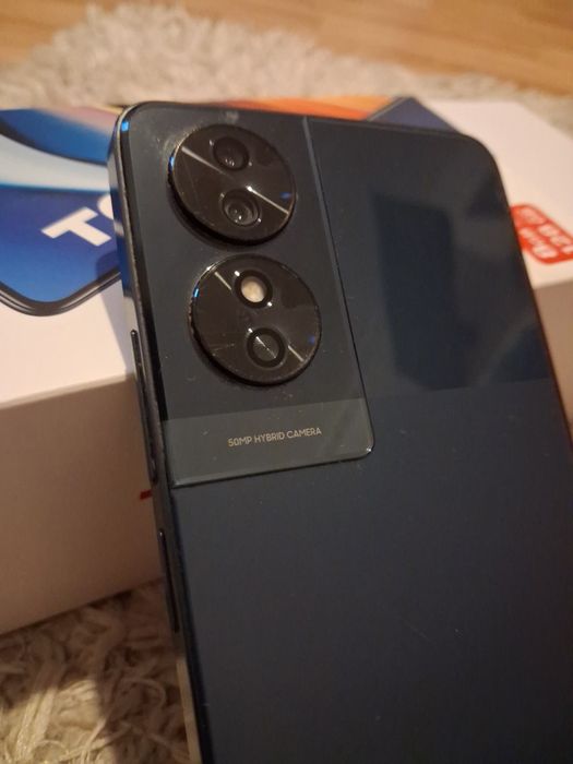 telefon TCL 50 SE