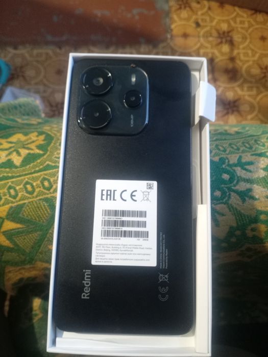 Продам телефон Redmi Note14