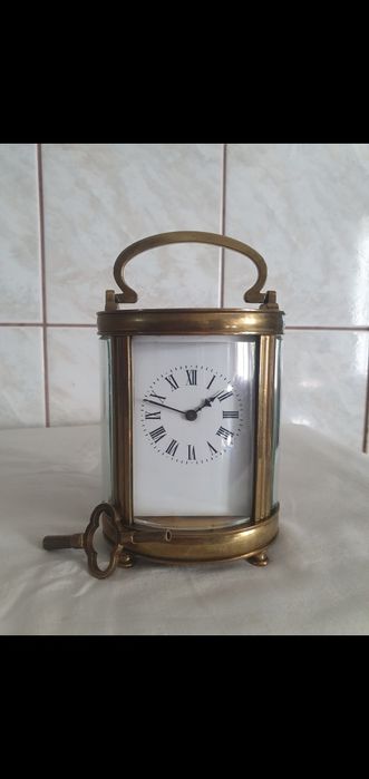 Ceas Antik de Semineu