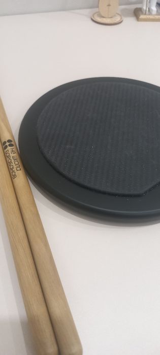 Пэд и палочки для барабанщика