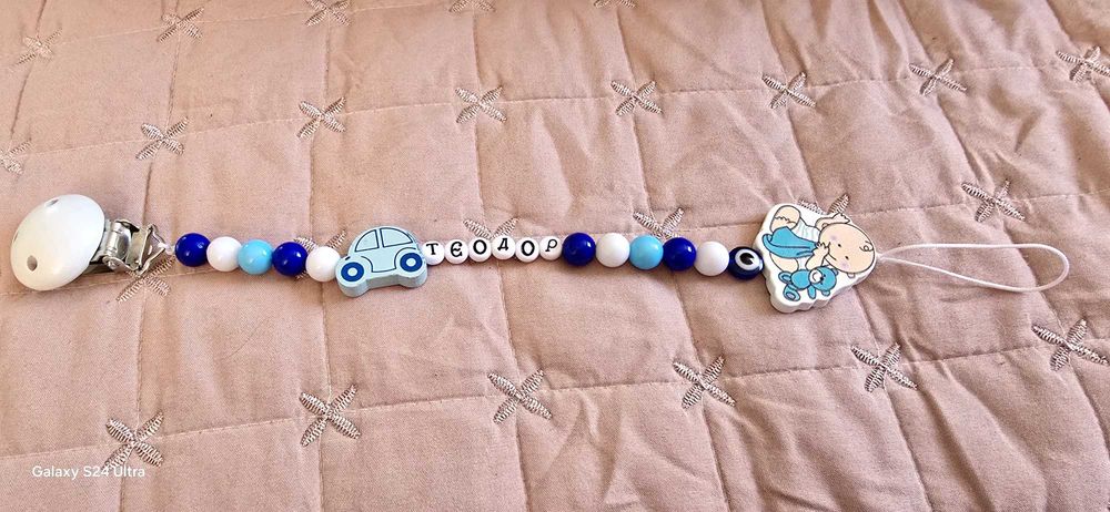 Детски гривни с имена .. бебешки клипсове.. червен конец с око