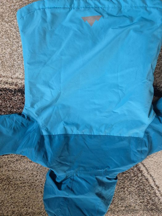 Якенце за ски Момче. Носено броени пъти. Няма скъсано и протрито.