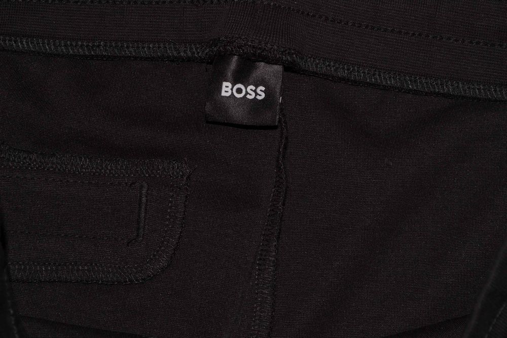 Hugo Boss - мъжко долнище, размер L