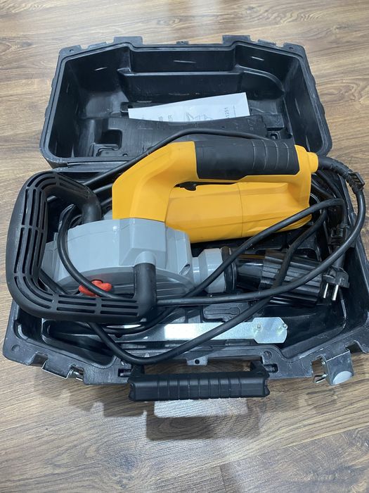 Продам Штроборез ТЕХА