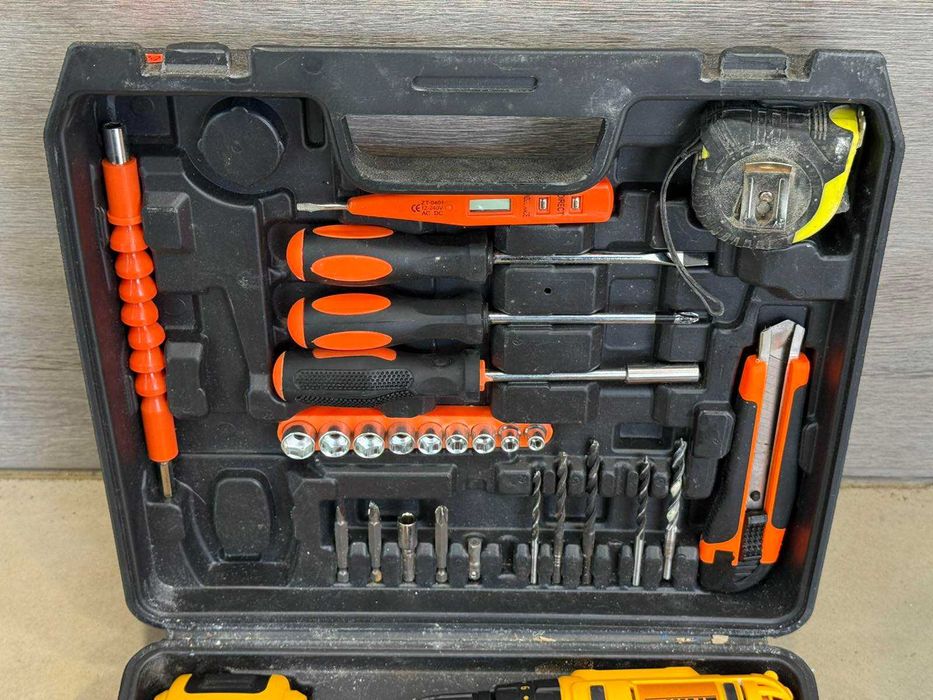 Винтоверт DeWalt