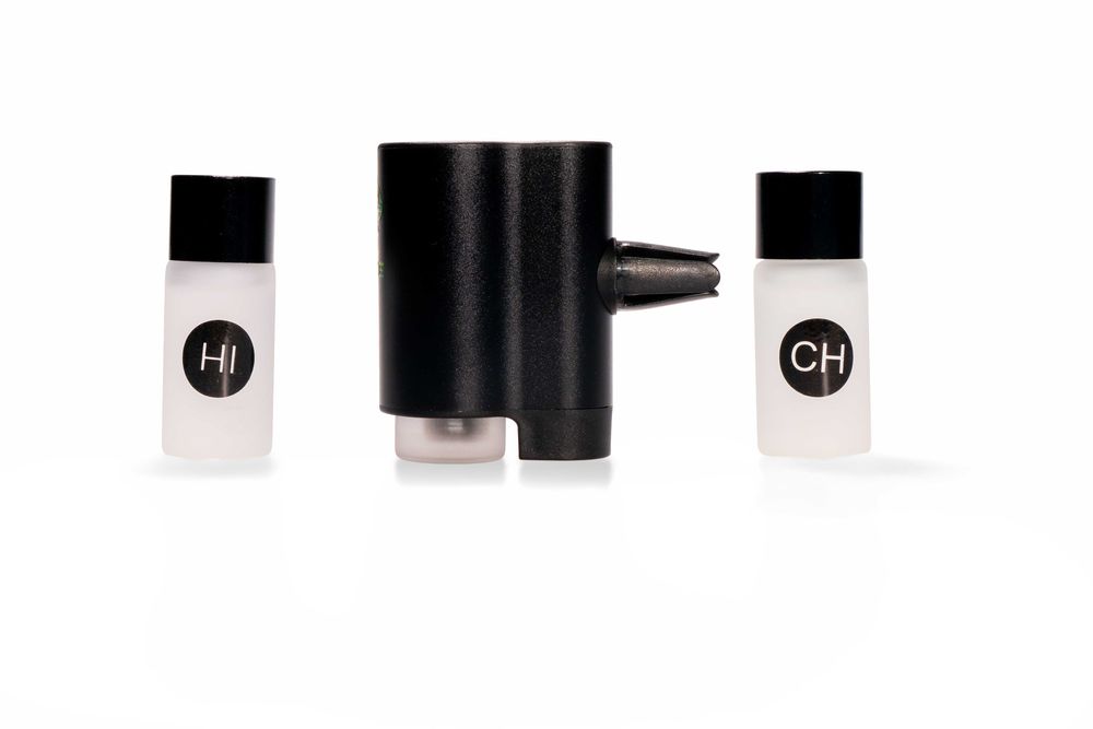 Artie Breeze – Odorizant auto premium cu rezerve dedicate