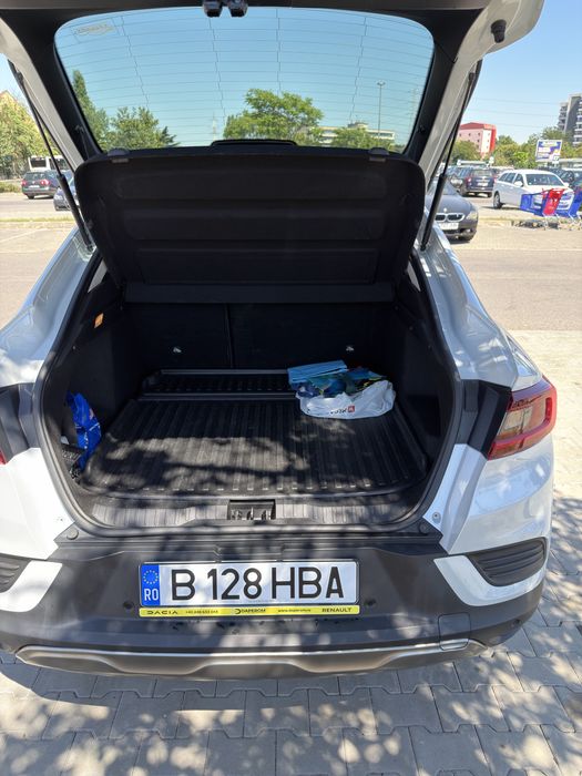 Vand Renault Arkana TCe 140 mhev EDC Tehno