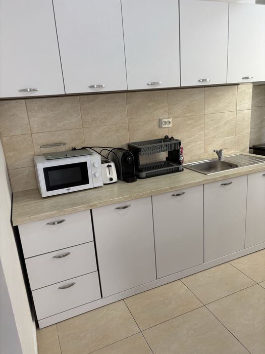 Inchiriez apartamente  de 2 si 3 camere , Zona Summerland