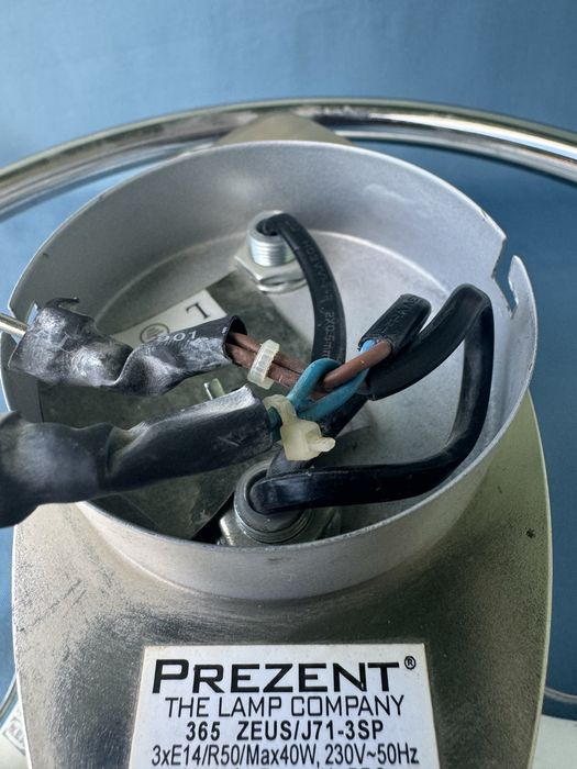 Лампа , осветително тяло , абажур