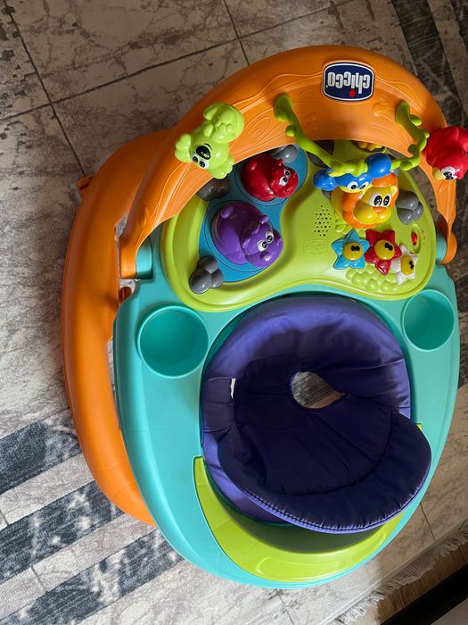 Продам ходунки фирмы Chicco в отличном состоянии