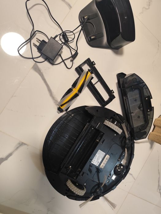 Прахосмукачка робот Rovus