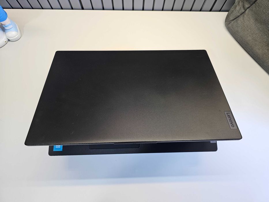 ПРОДАМ Lenovo V15G2 2025 Офисный Ноутбук DualN4500/4GB/256SSD/15.6"FHD