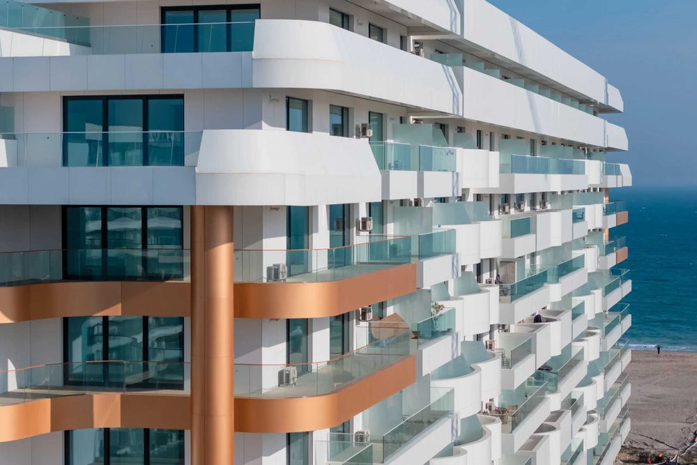 Studio de lux complet amenajat în AXXIS Nova Resort, Mamaia, prima linie la mare