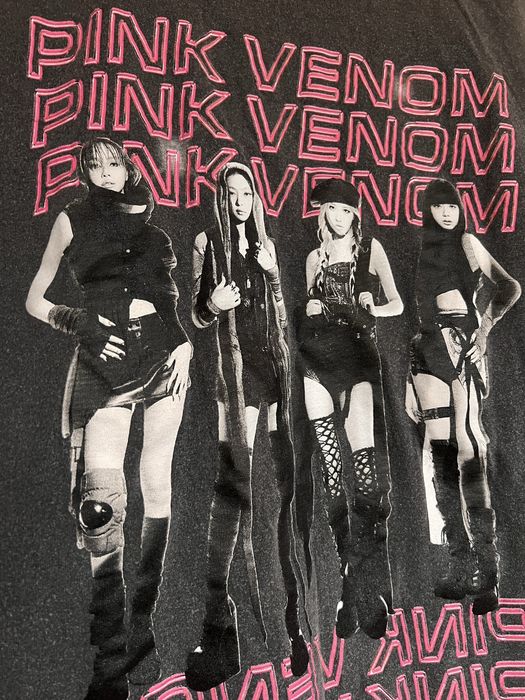 Тениска на BLACKPINK - "Pink Venom" мърч 2023