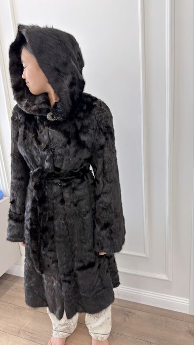 Норковая шуба черный бриллиант