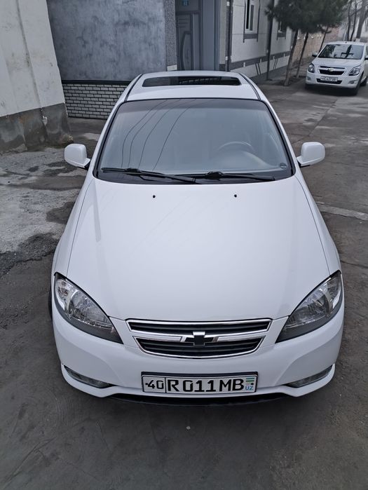Chevrolet Gentra 3 pozitsiya