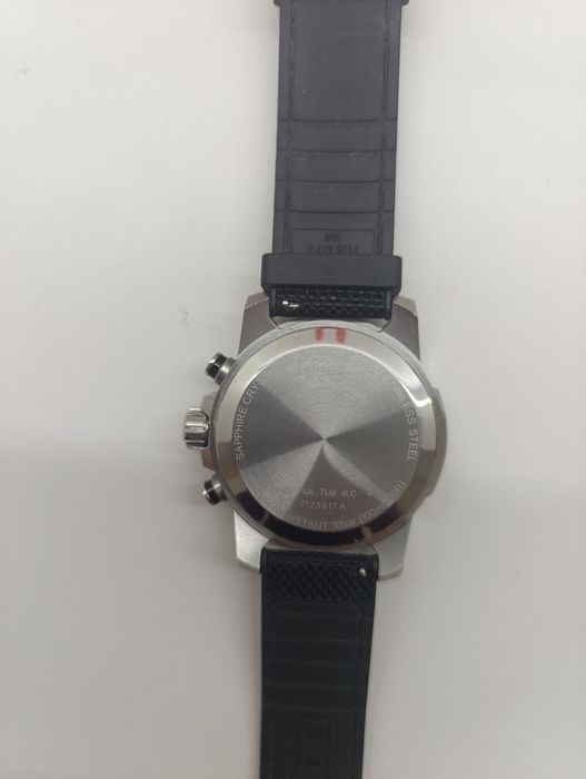 Продам часы Tissot Chronograph