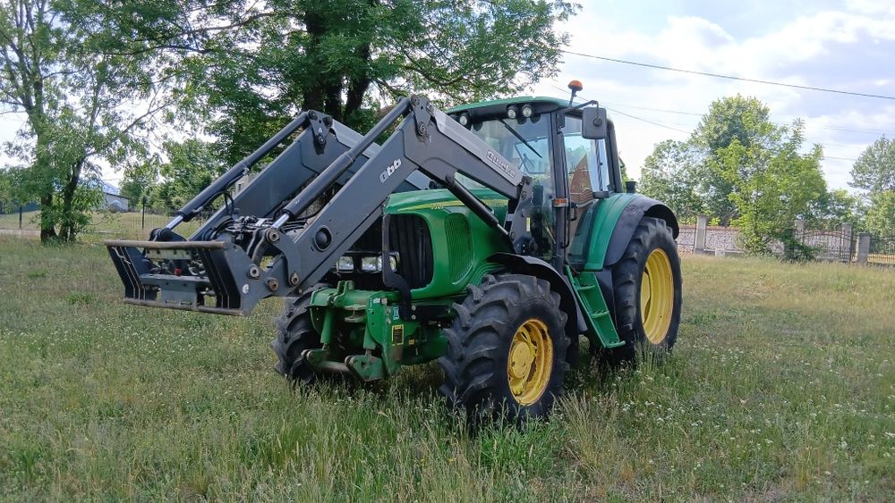 Tractor Jhon Deer 6520 cu incarcator anul 2006
