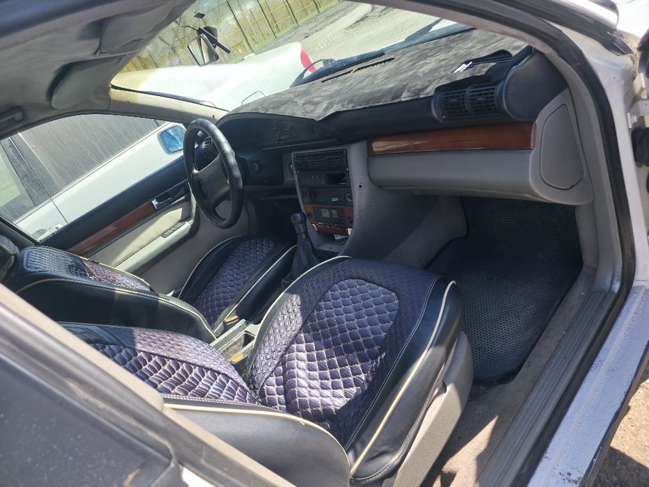 Продам Audi 100 C4