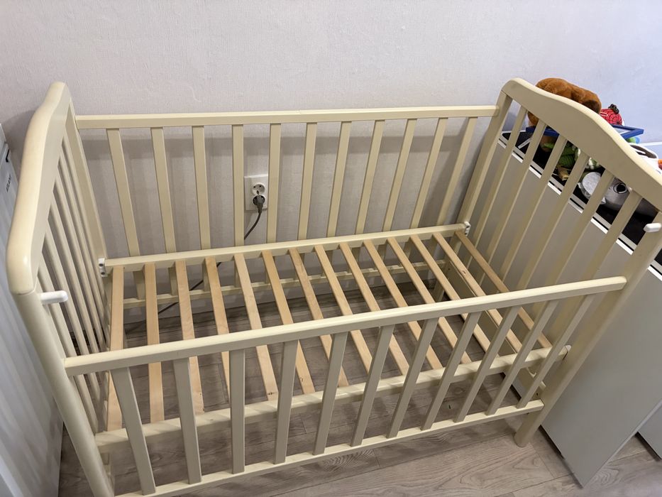 Продам детскую кровать