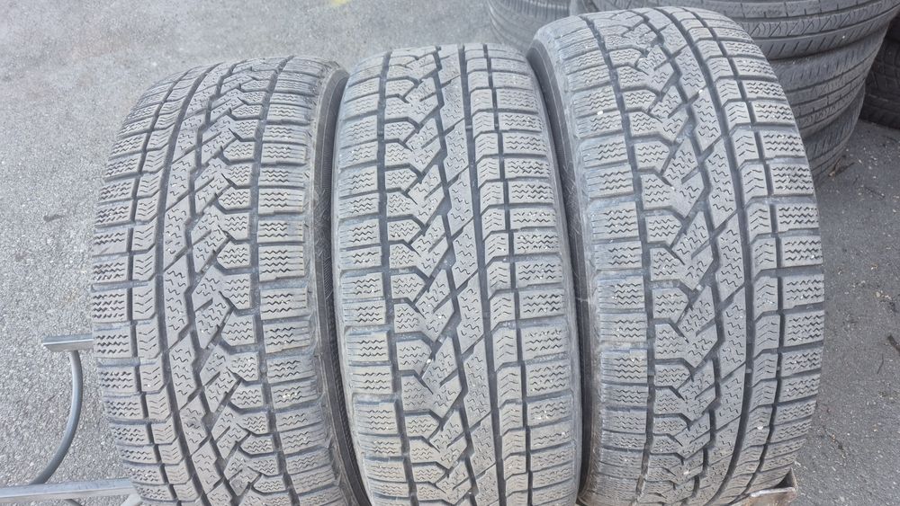 255 55 28 3бр зимни гуми дот 17 7мм граифер без лепенки ипукнатини