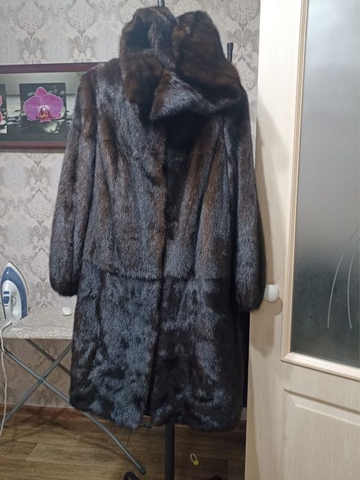 Шуба норковая с капюшоном