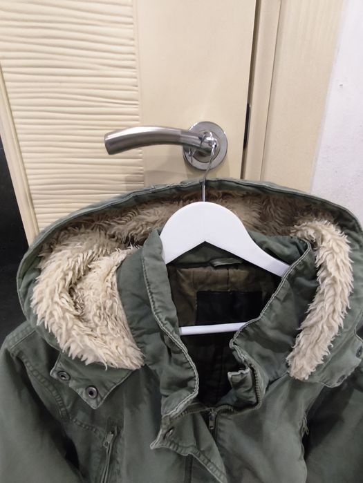 Дамско зимно яке.