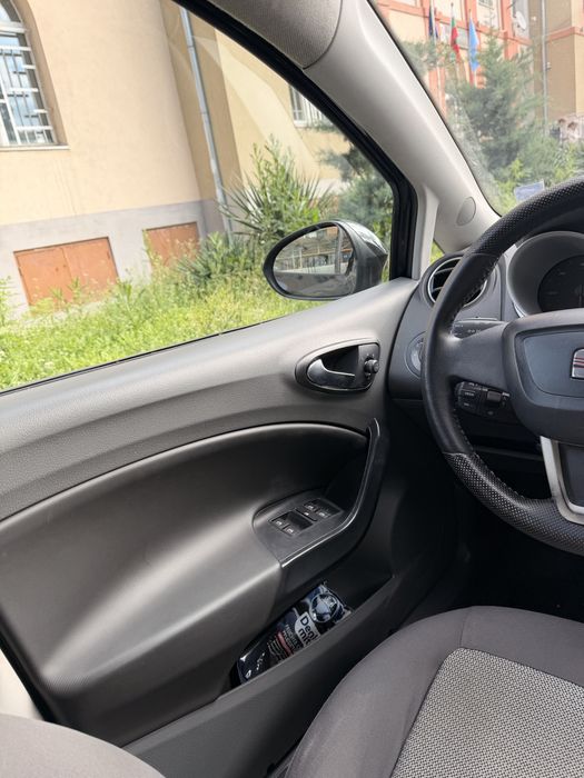 Seat Ibiza 2009г.