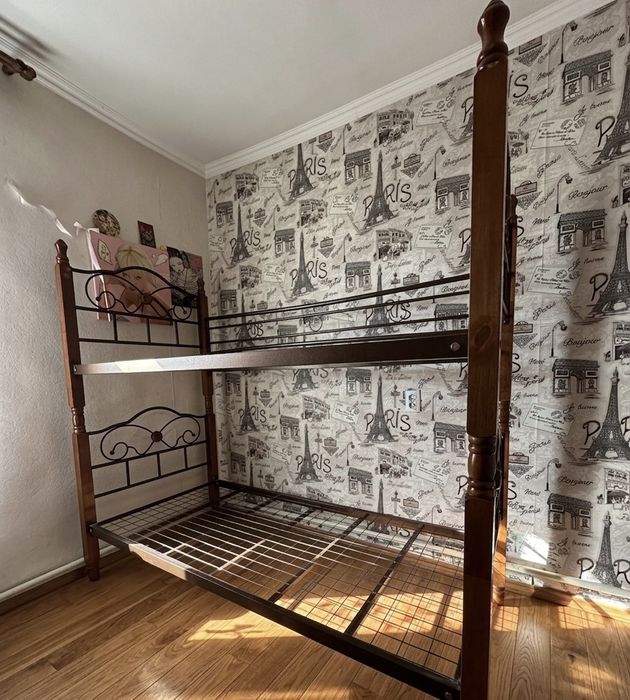 Кровать двухъярусная