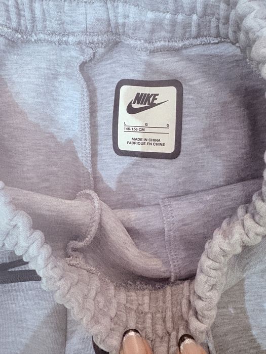 Nike tech  размер 148-156