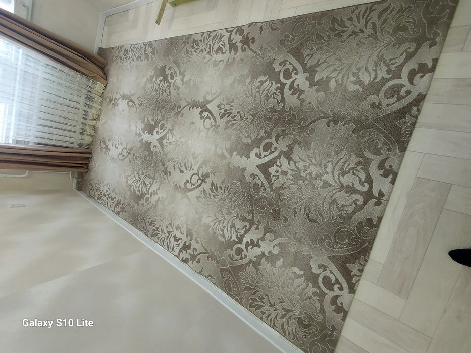 Продам ковер 5×2.5м