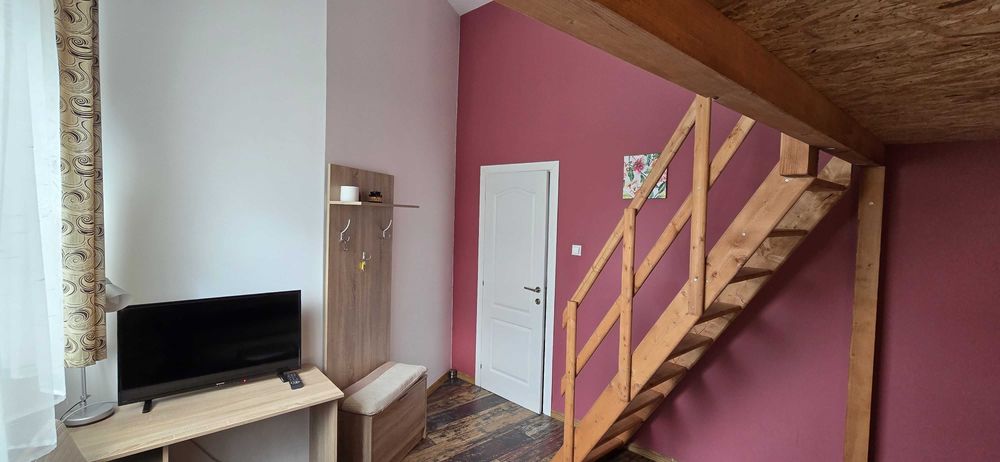 Caut coleg/3 camere decomandat la vila in Gruia CENTRAL/Litere/Bussines/UTCN