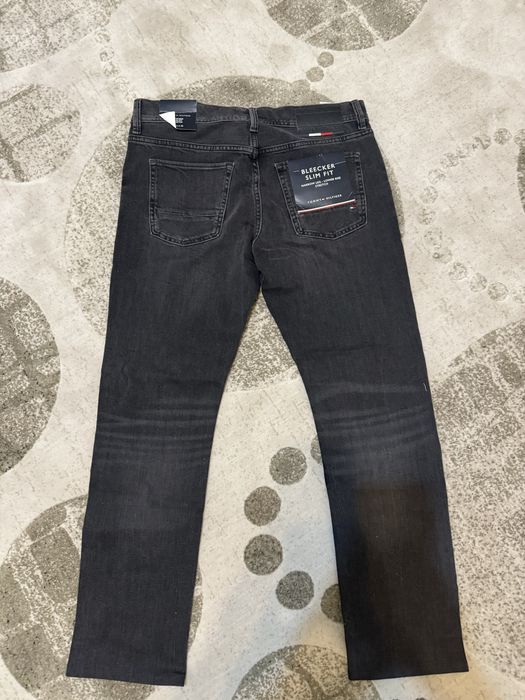 Джинсы Tommy Hilfiger