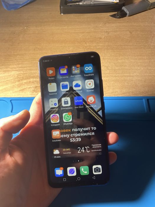 Vivo V17 продам