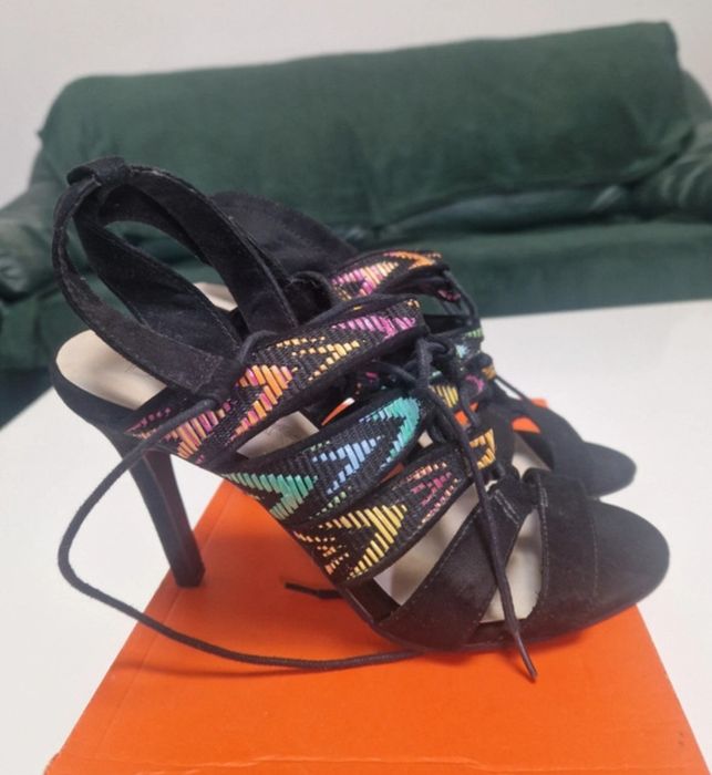 Sandale Bershka, marimea 39