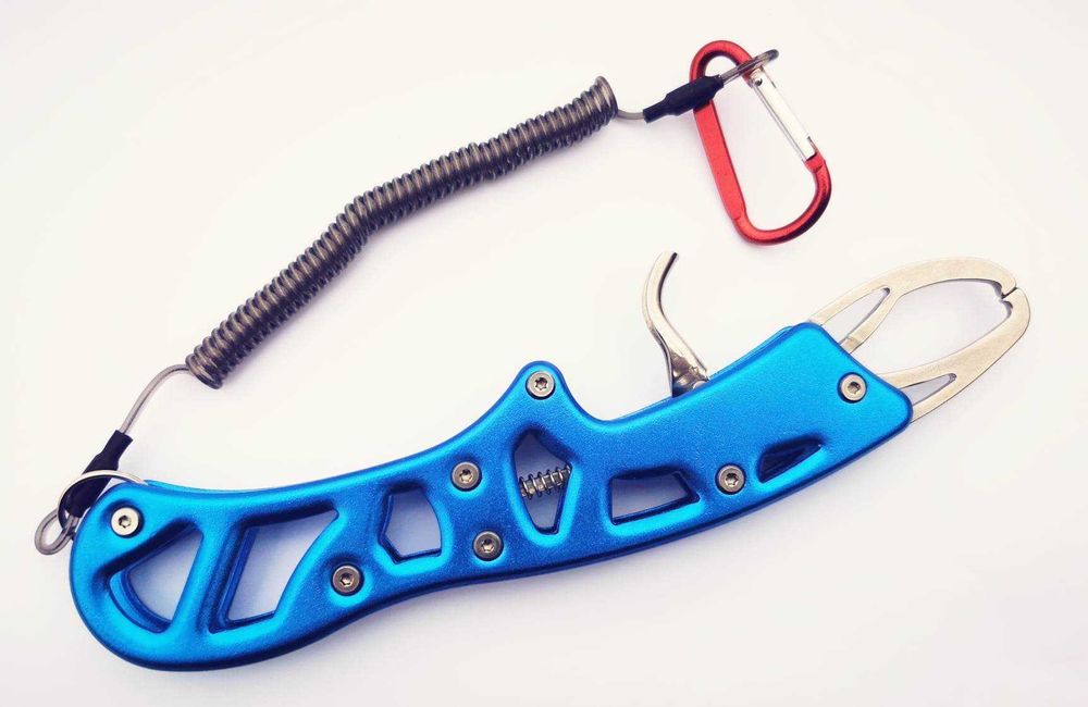 Метална щипка ( грипер) за риболов на хищници