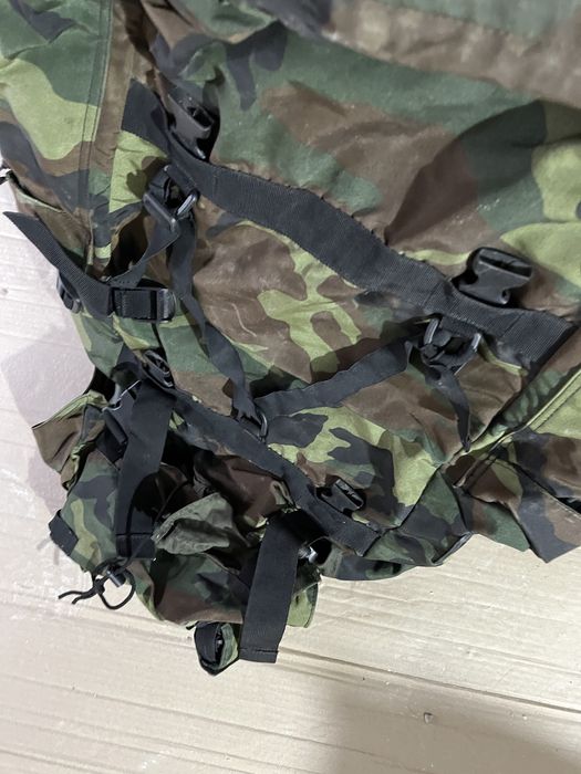 Rucsaci militari camuflaj padure 90 litri