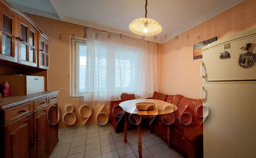 Продава се Тристаен апартамент в Варна, Възраждане 4 - 104 кв.м за 928 €/кв.м - Снимка #3