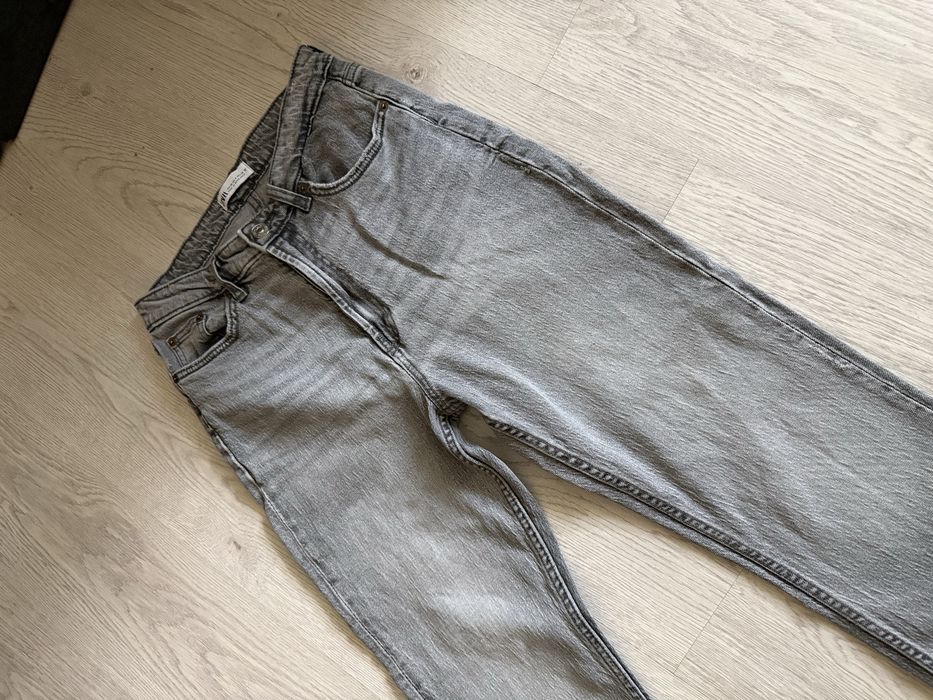 Blugi zara gri 38