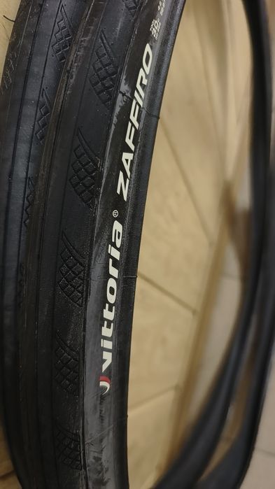 Гуми Victtoria Zafiro 700x30C(30x622)