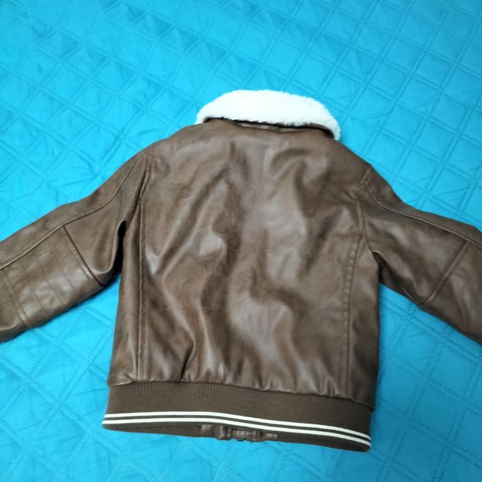 Geaca baiat superbă