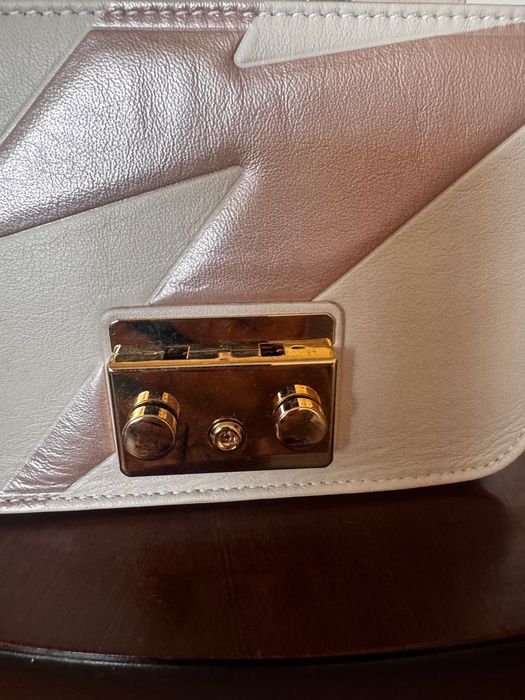 Furla Metropolis
