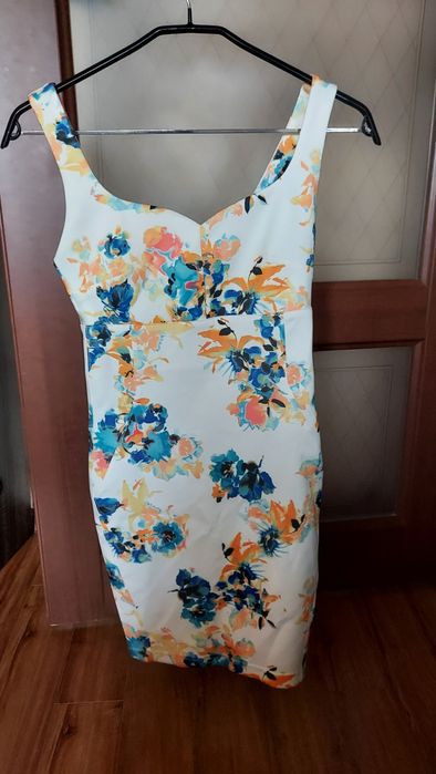 Продам новое платье Bershka