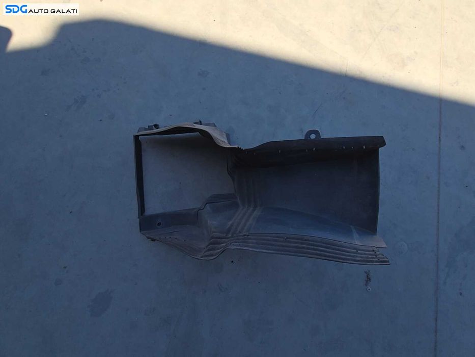 Ghidaj Deflector Canal Aer Radiator Intercooler Citroen C4 Grand Picasso 2 2013 - 2018 Cod 9676144377 [LN1281]