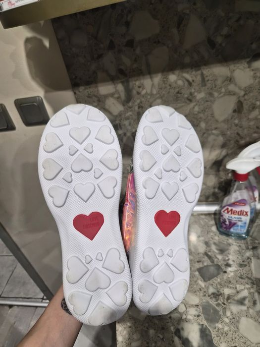 Сникърси Love Moschino