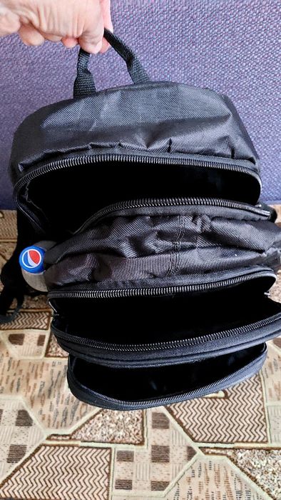 Рюкзак школьный НОВЫЙ