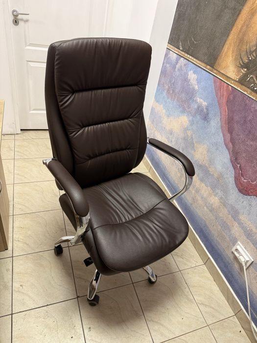 Scaun birou directorial, poliuretan, maro