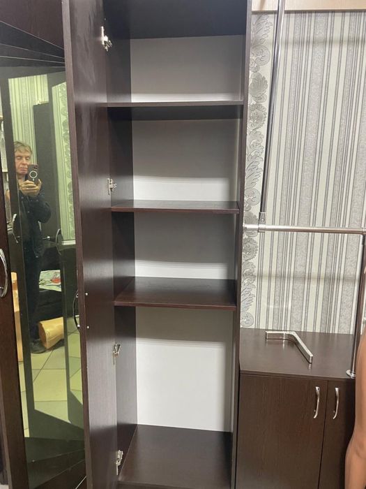 Продам торговое оборудование и манекены