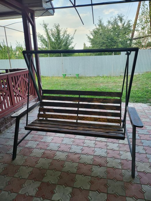 Качеля сатылады темірден  жасалған